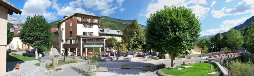 Auberge Roche Grande Entraunes Kültér fotó