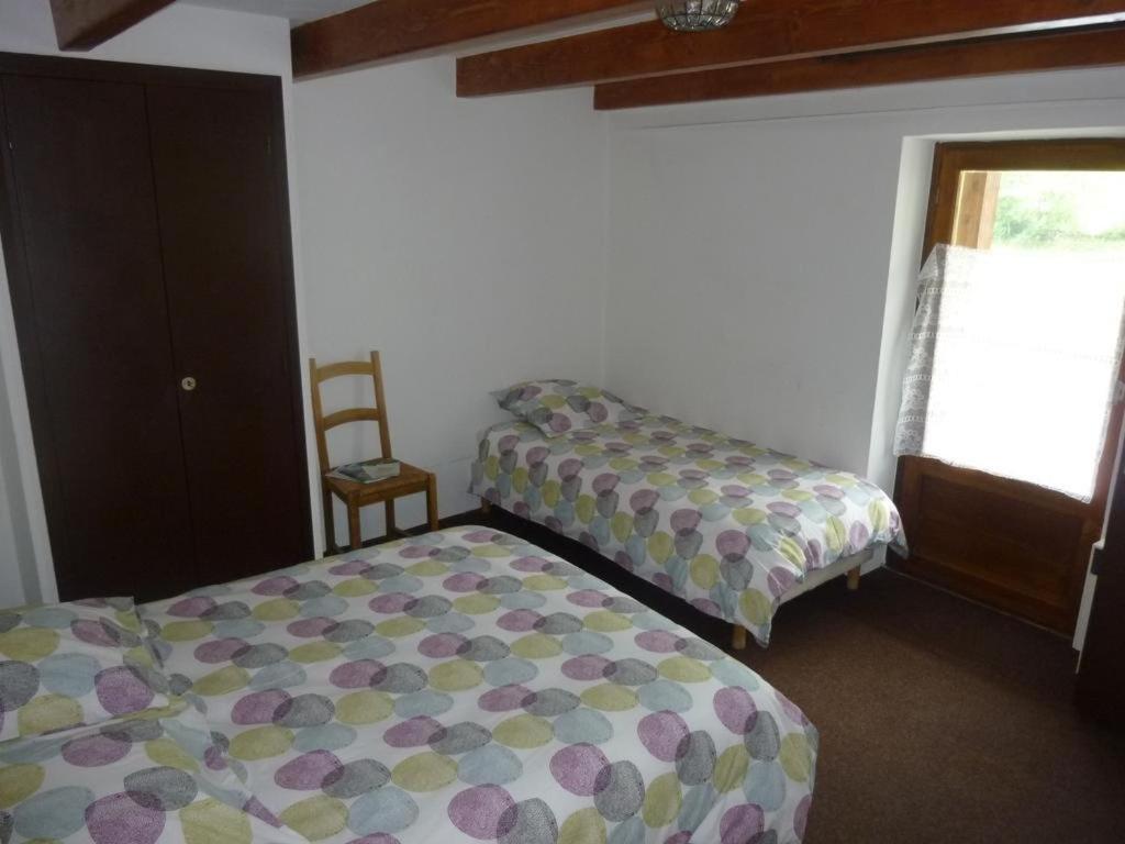 Auberge Roche Grande Entraunes Kültér fotó